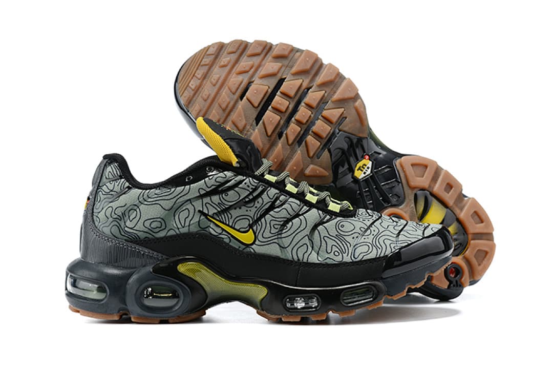 Nike Air Max Plus — Preto Amarelo Padrão foto 03