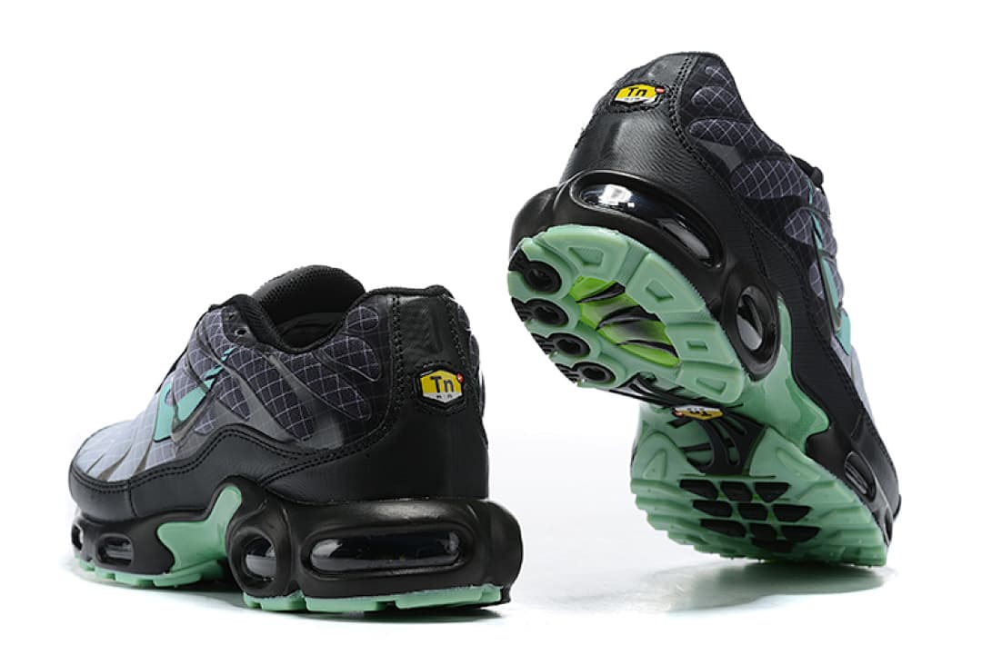 Nike Air Max TN — Black, Green & White foto 04