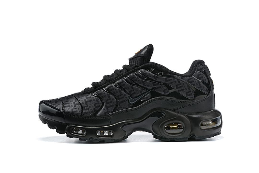 Nike Air Max TN — Preto com Padrão Texturizado foto 02