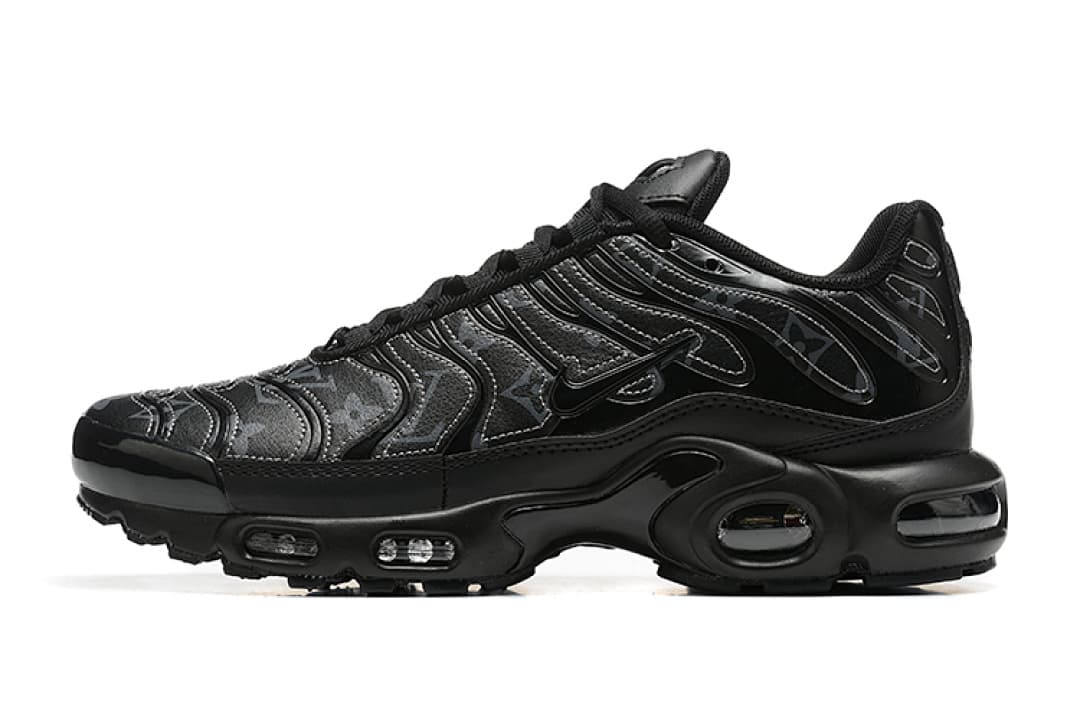 Nike Air Max Plus — Preto Total Stitching foto 03