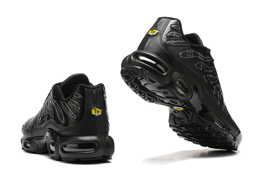 Nike Air Max Plus — Preto Total Stitching foto 04