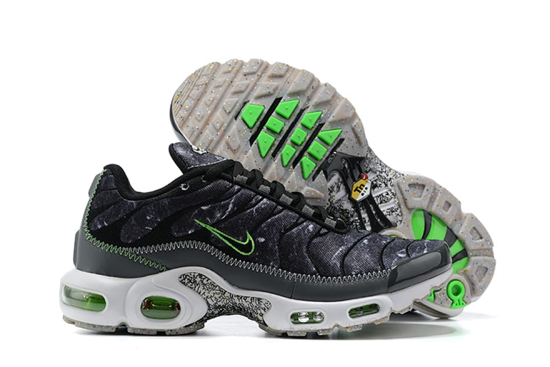 Nike Air Max Plus — Preto Neon Verde Stitching foto 03