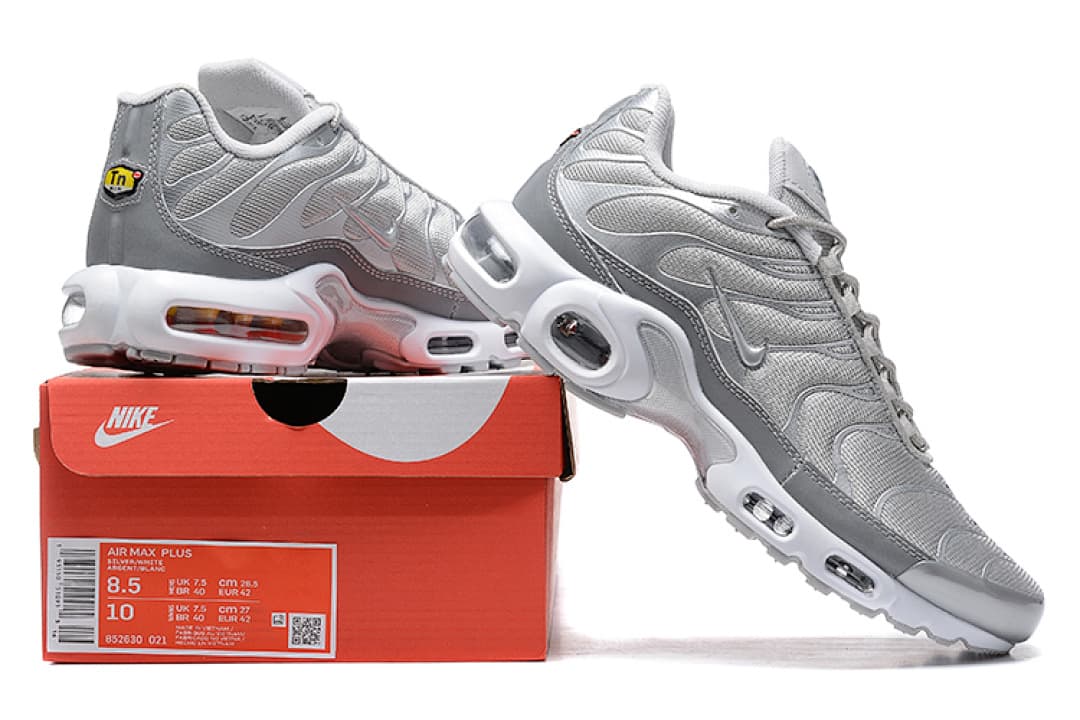 Nike Air Max Plus — Azul Cyan Preto Branco foto 01