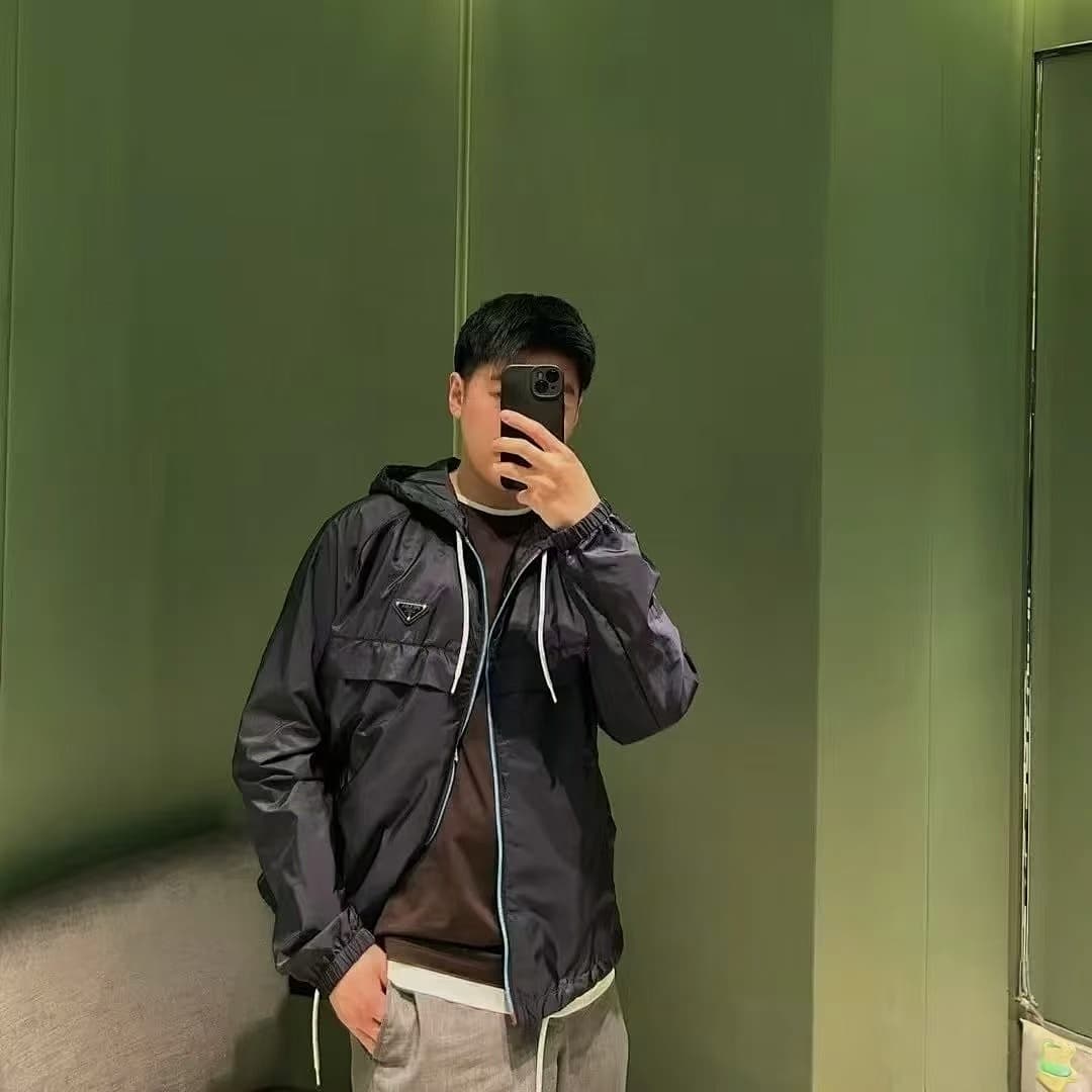 Prada Re-Nylon Jacket foto 36