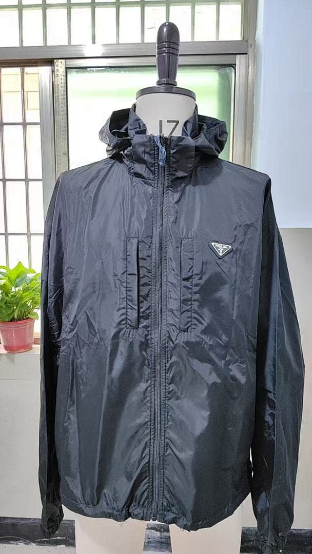 Prada Re-Nylon Reversible Jacket foto 30