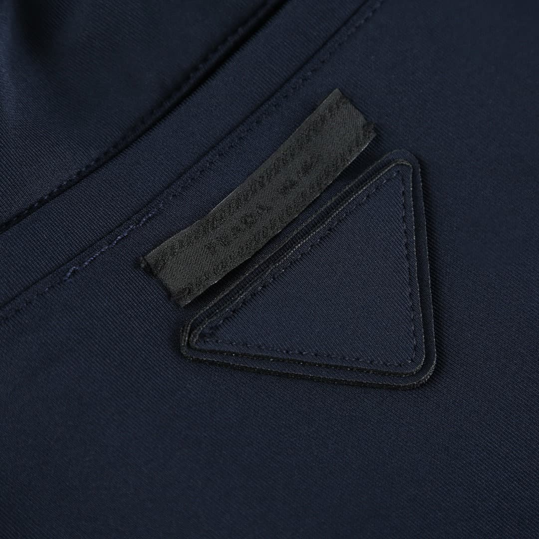 Prada Triangle Patch Trousers foto 08