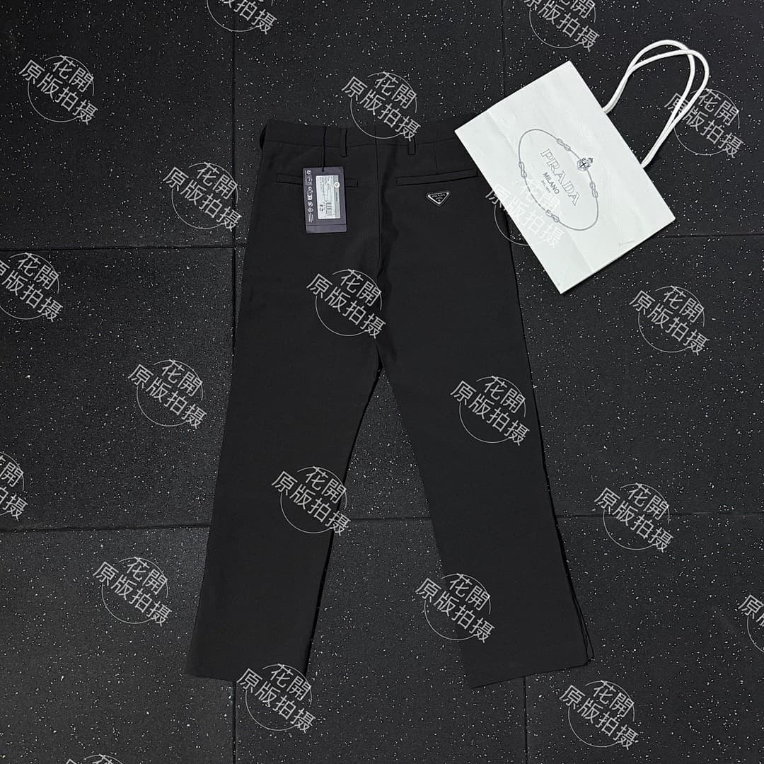 Prada Triangle Logo Casual Trousers foto 12