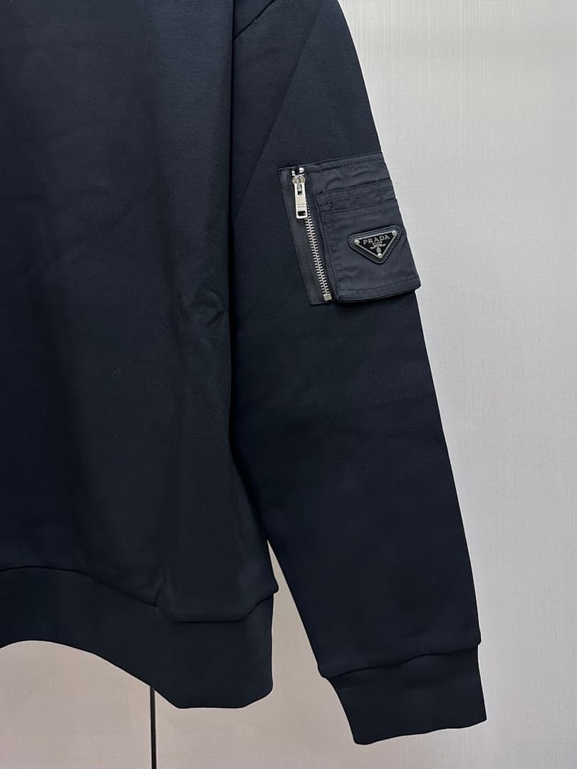 Prada Triangle Nylon Patchwork Sweatshirt foto 06
