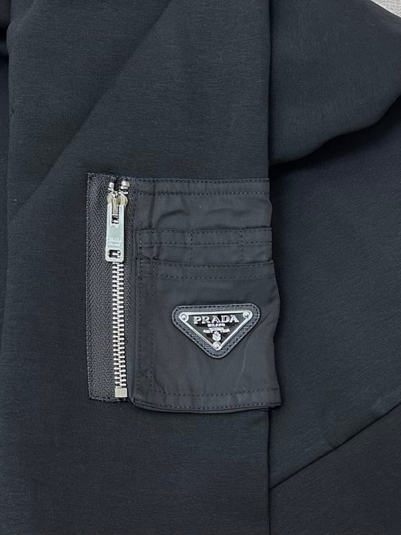 Prada Triangle Nylon Patchwork Sweatshirt foto 07