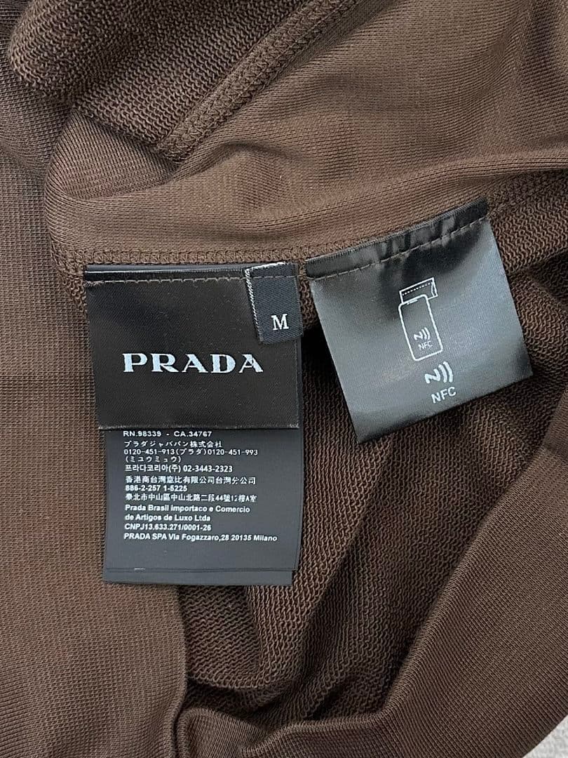Prada Triangle Patch Half-Zip Sweatshirt foto 09