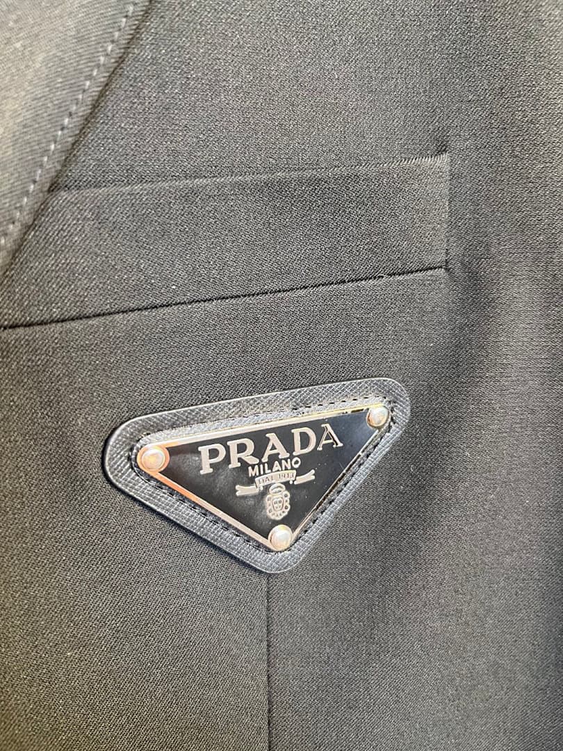 Prada Conjunto de Fato Clássico com Placa Triangular foto 04