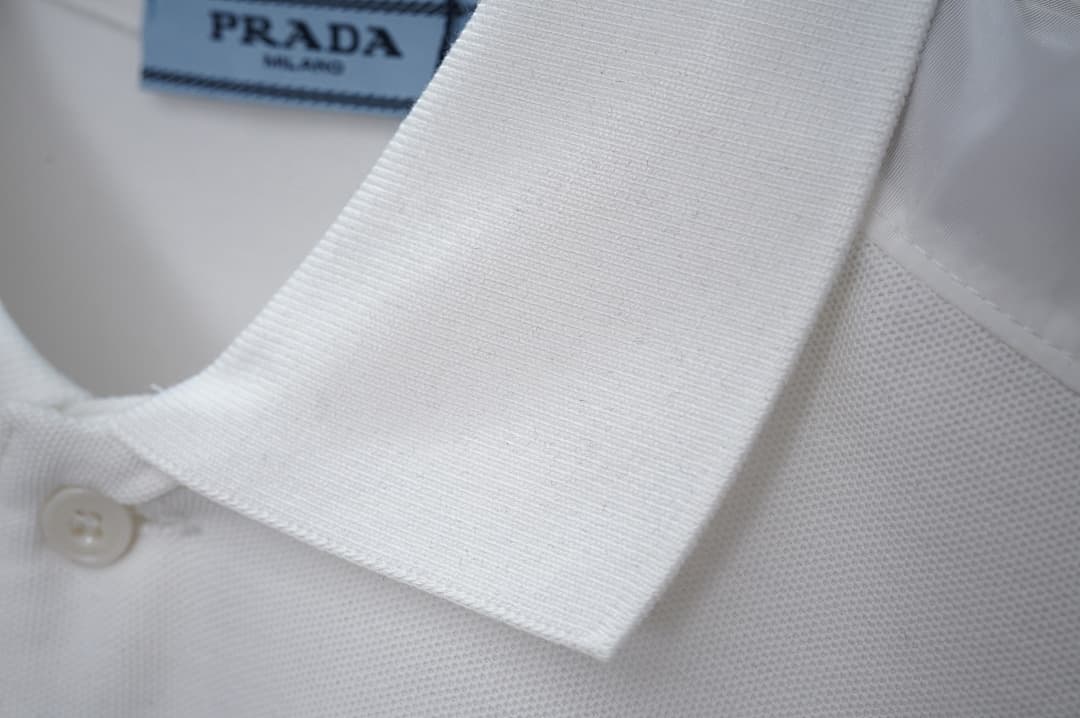 Prada T-Shirt Pólo de Malha Piqué com Colarinho Invertido foto 02