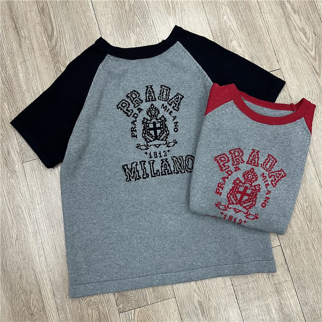 Prada T-Shirt de Malha Raglan com Logo Prada Milano foto 20