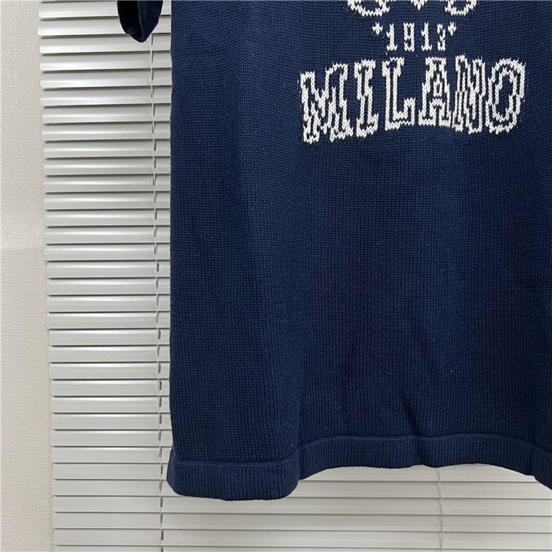 T-shirt Prada Emblema foto 05