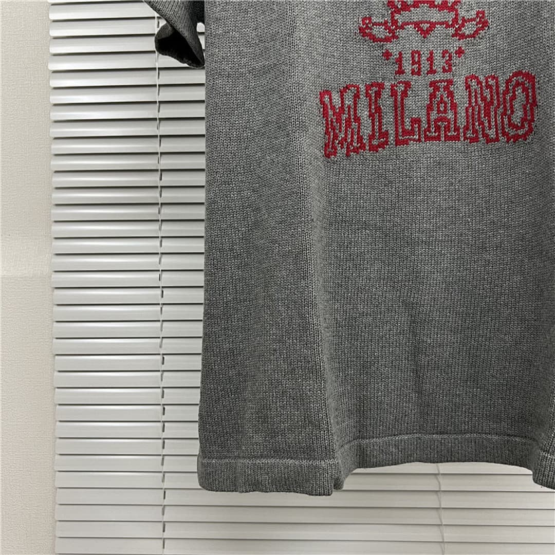 T-shirt Prada Emblema foto 13