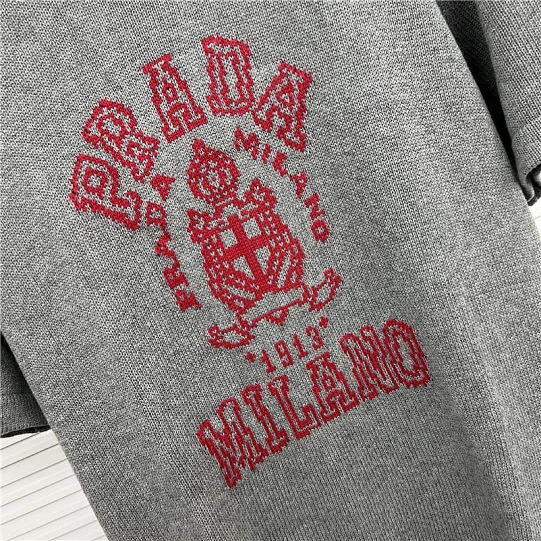 T-shirt Prada Emblema foto 16