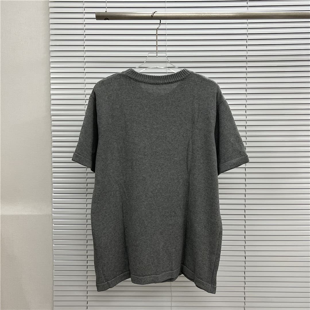 T-shirt Prada Emblema foto 17