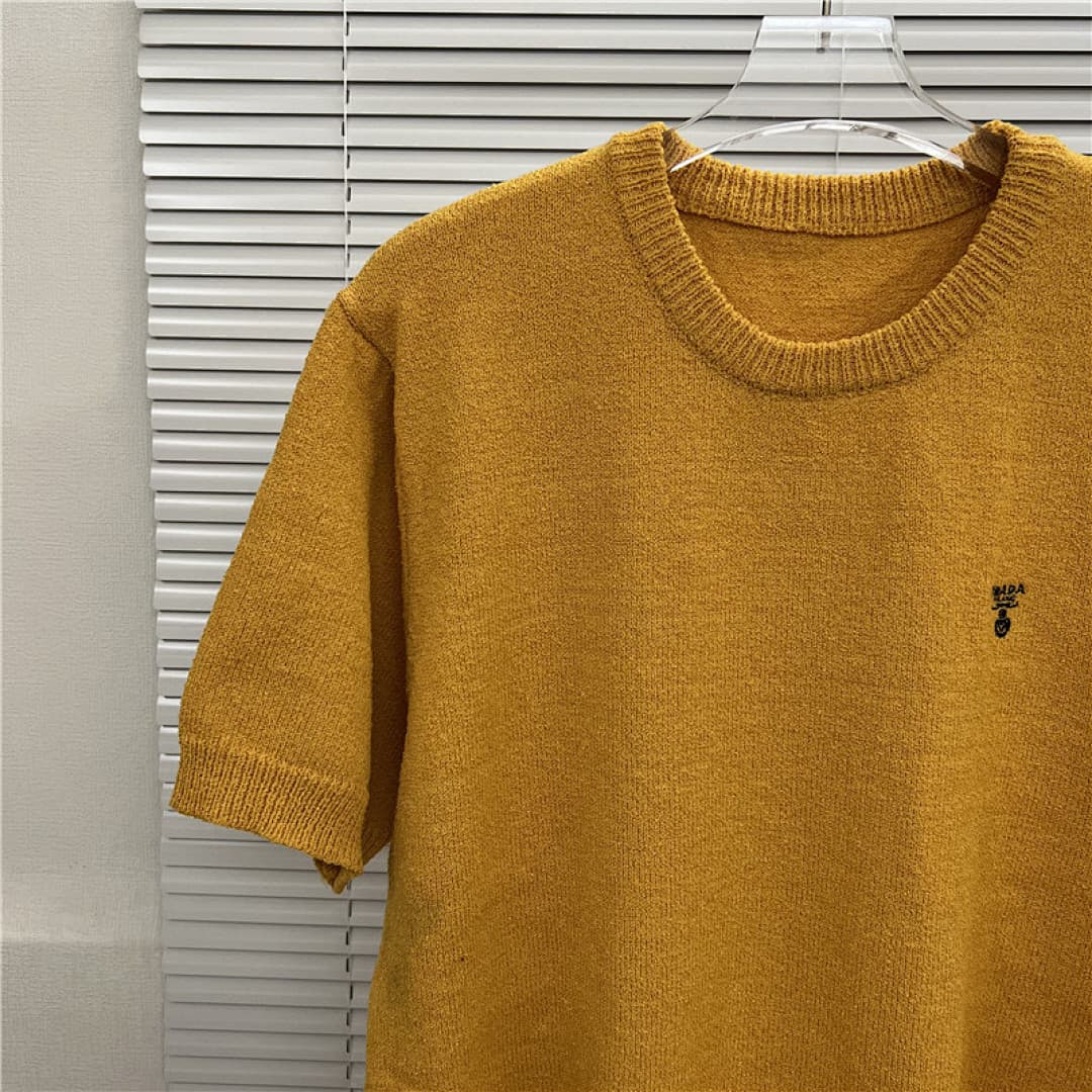 T-shirt Prada Amarela foto 03
