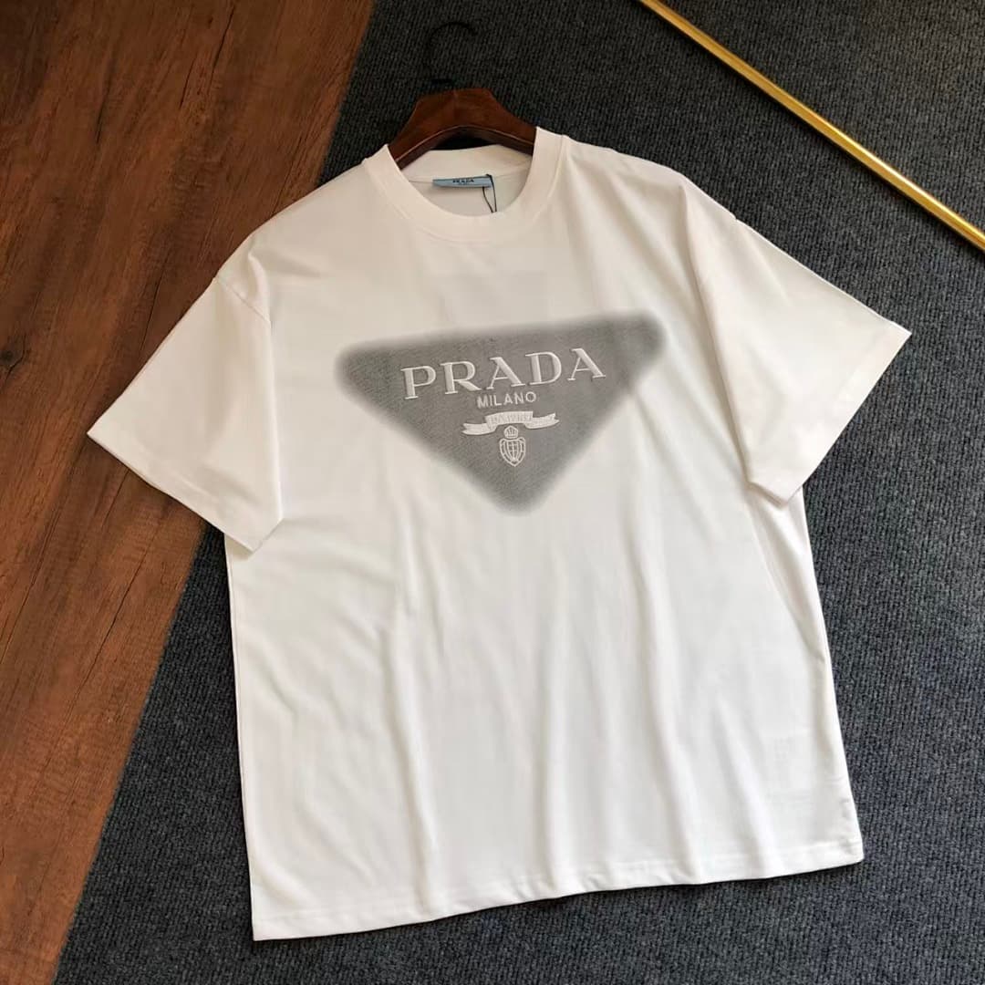 Moletom e Polo Prada Premium foto 17