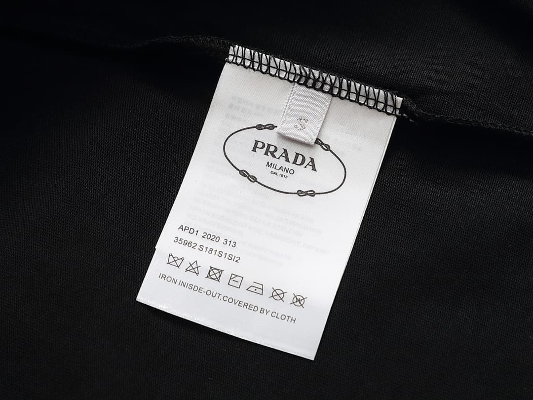 T-shirt Prada Graffiti Art foto 05