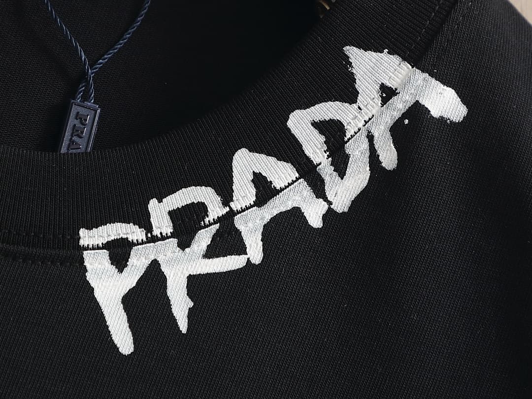 T-shirt Prada Graffiti Art foto 06