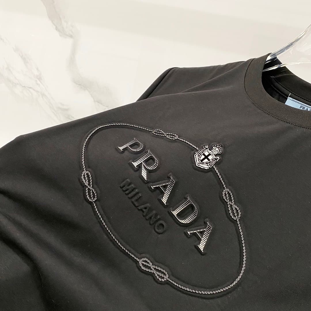 T-shirt Prada TT62 Logo Oval foto 05