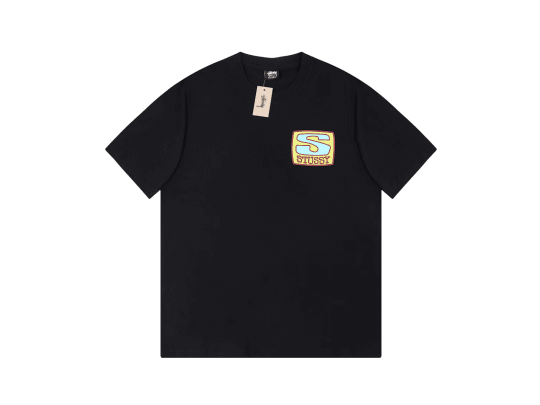 T-Shirt Stussy Letter Badge Logo foto 01