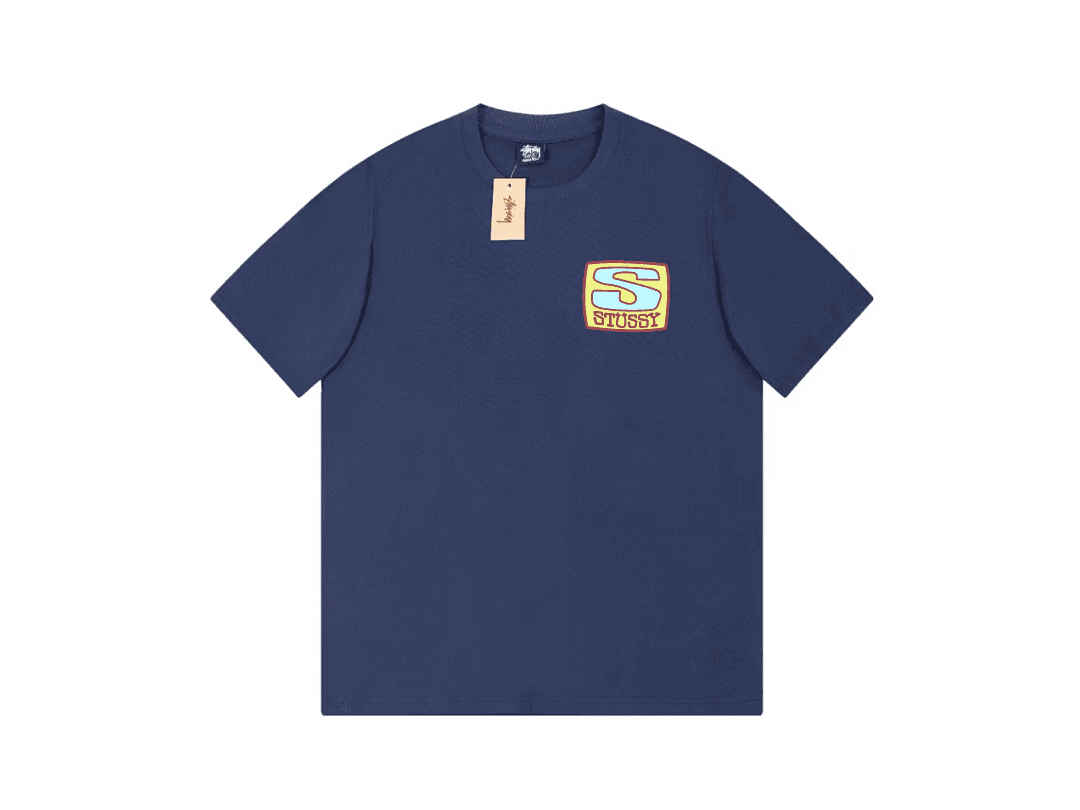 T-Shirt Stussy Letter Badge Logo foto 02
