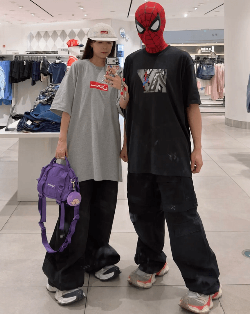 Camiseta Supreme SS26 Spiderman foto 04