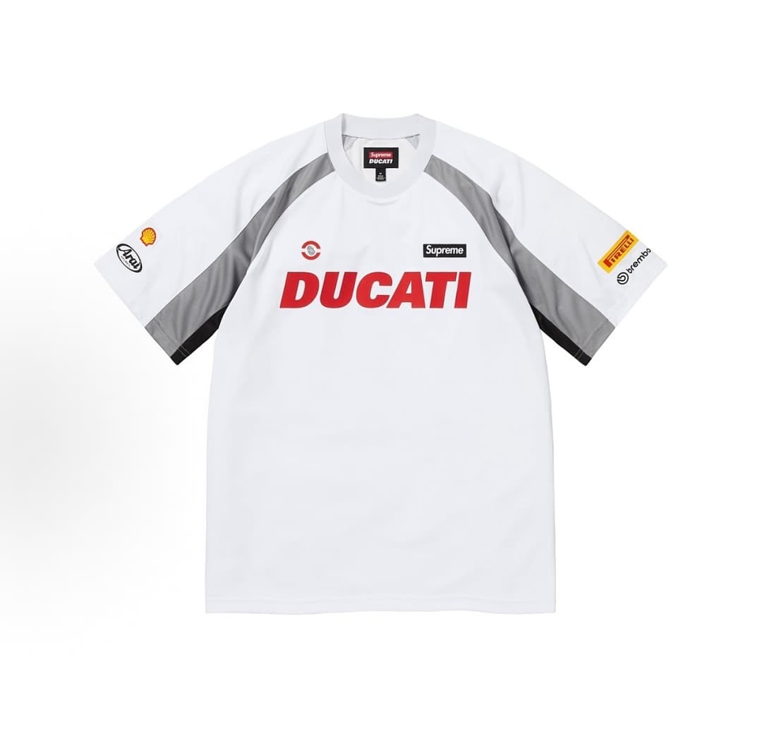 Jersey Supreme x Ducati Soccer foto 02