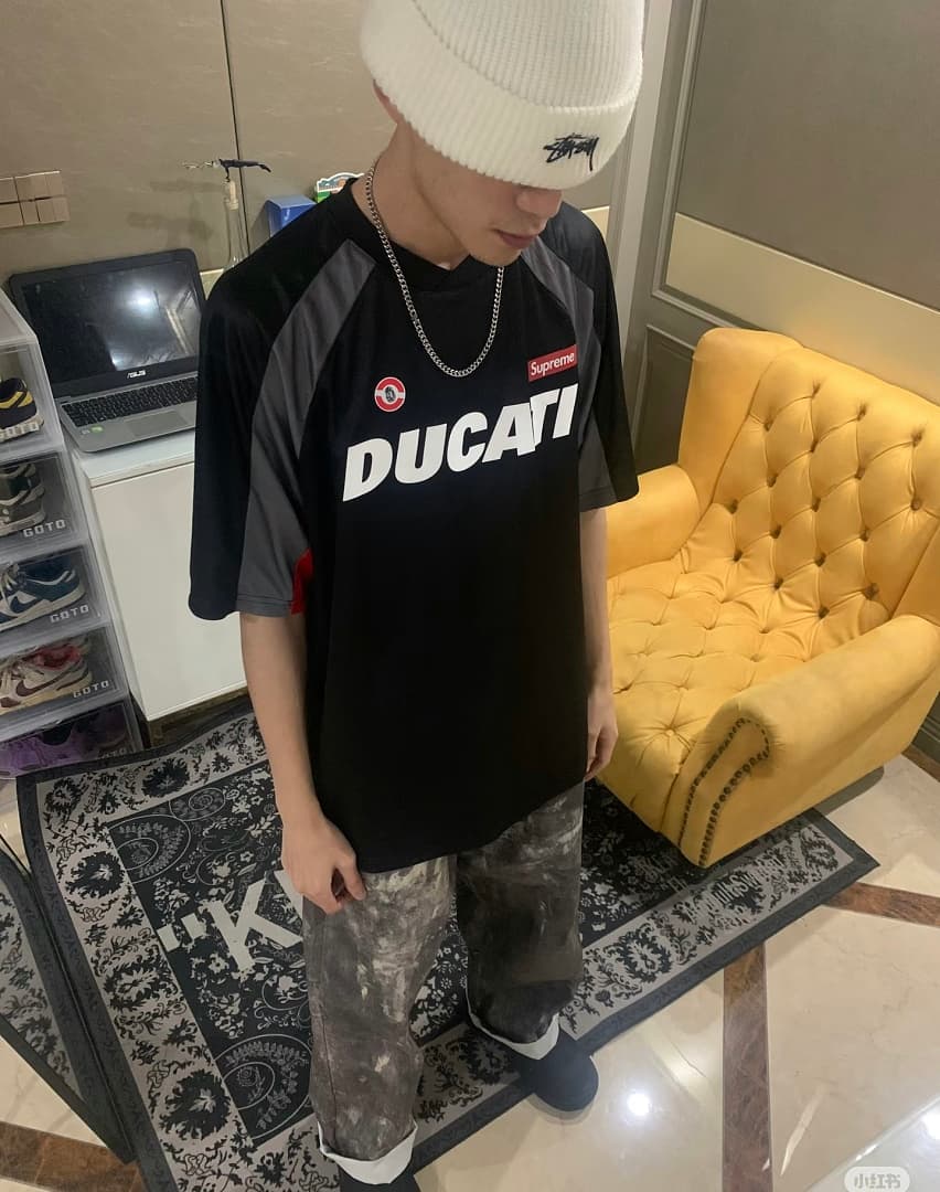 Jersey Supreme x Ducati Soccer Variante foto 04