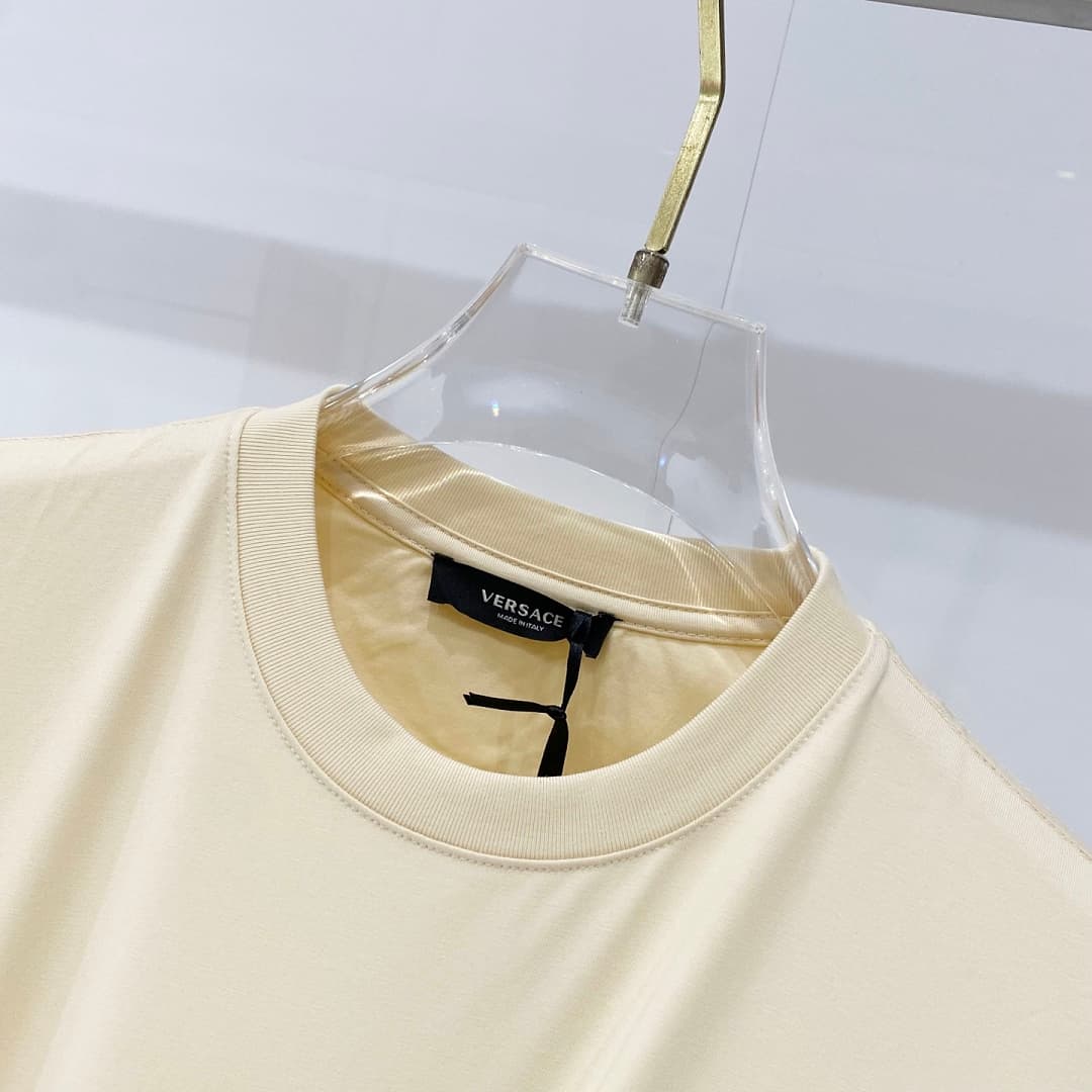 T-shirt Versace TT90 foto 03