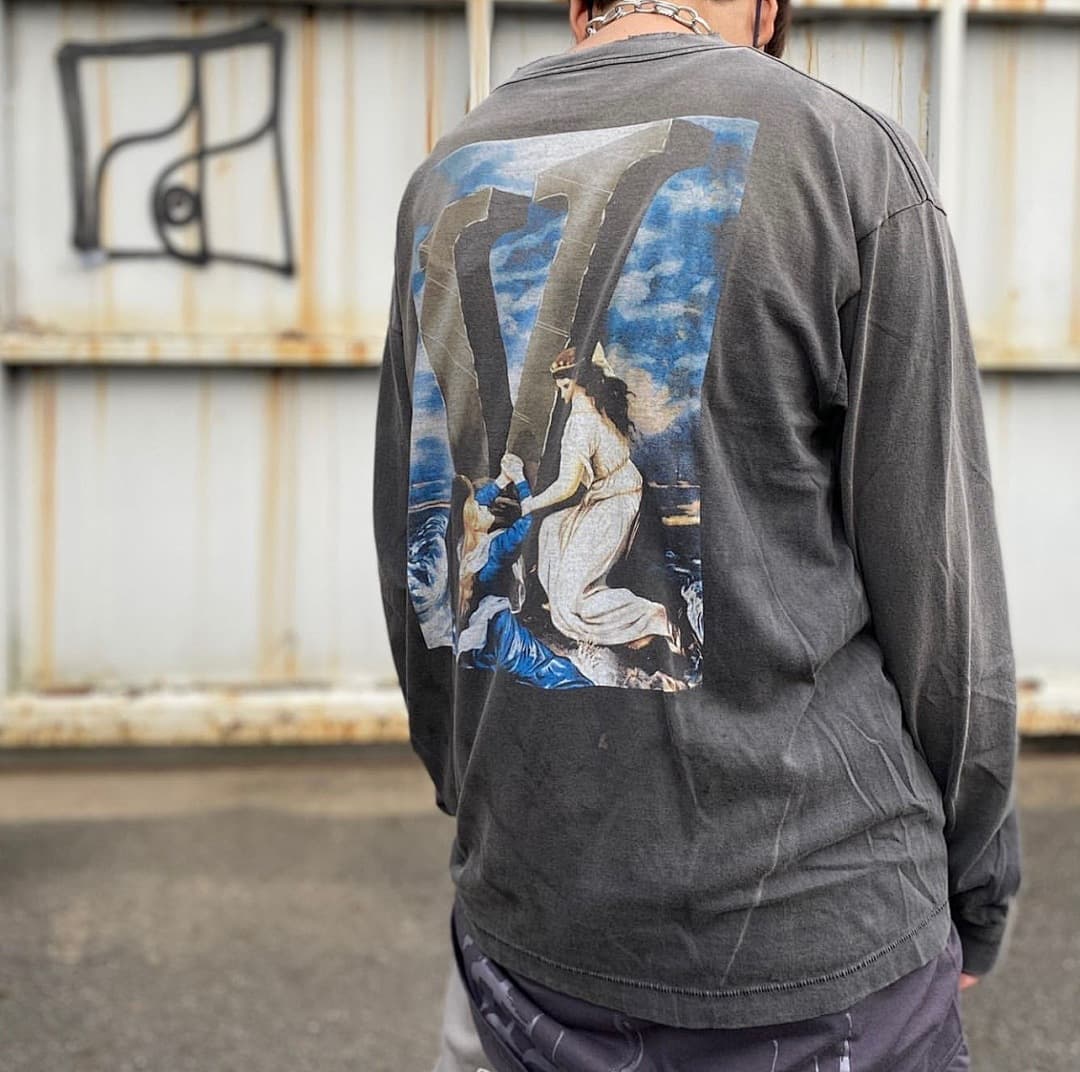 Camiseta Manga Longa Vlone x Saint Michael MARIA 22FW foto 03