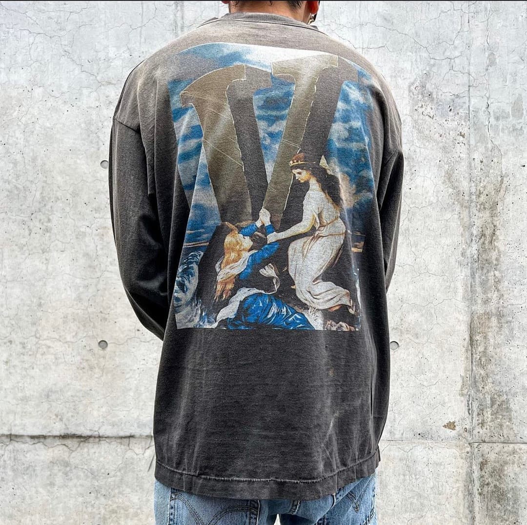 Camiseta Manga Longa Vlone x Saint Michael MARIA 22FW foto 05